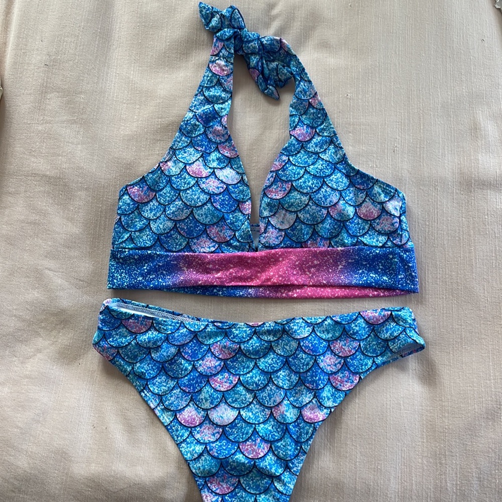 Mermaid bathing suit size M